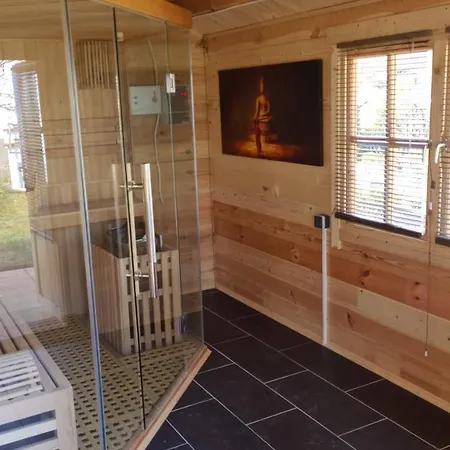 Holiday home Haus Seestern Mit Strandkorb Inkl Goehren (Ruegen)